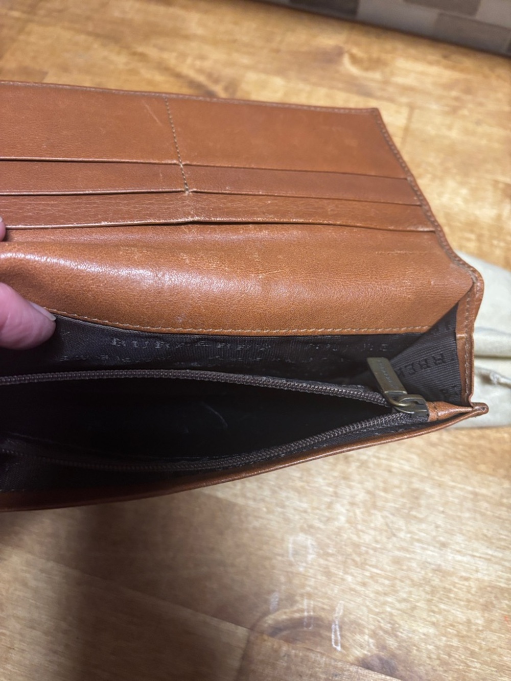Burberry Tan Brown Leather Continental Wallet   DustBag included - Picture 14 of 15
